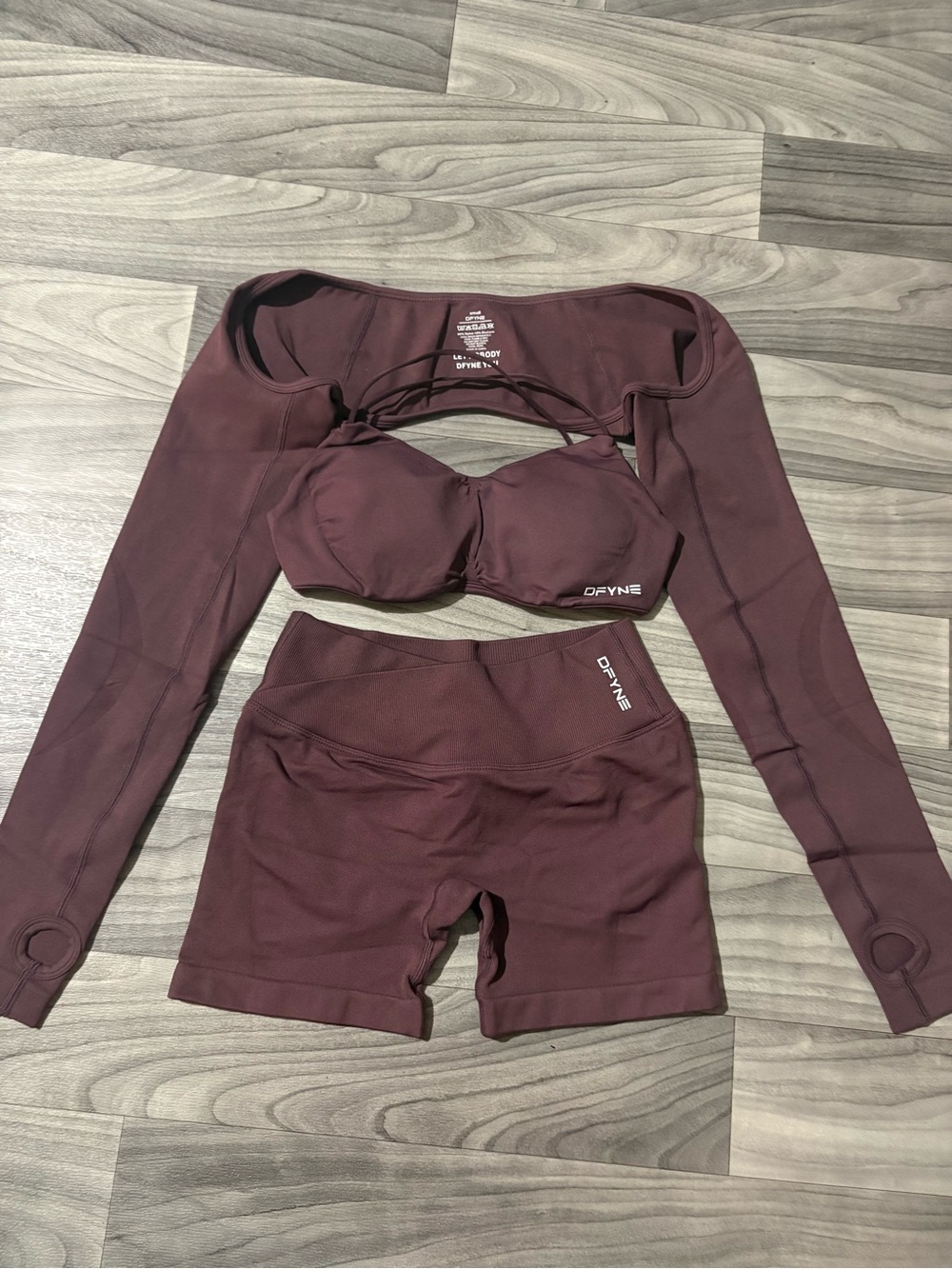 DFYNE VISION 3-Piece Set | Vision Sports Bra + Vision Shrug + Vision Shorts 4.5 - Picture 1 of 4
